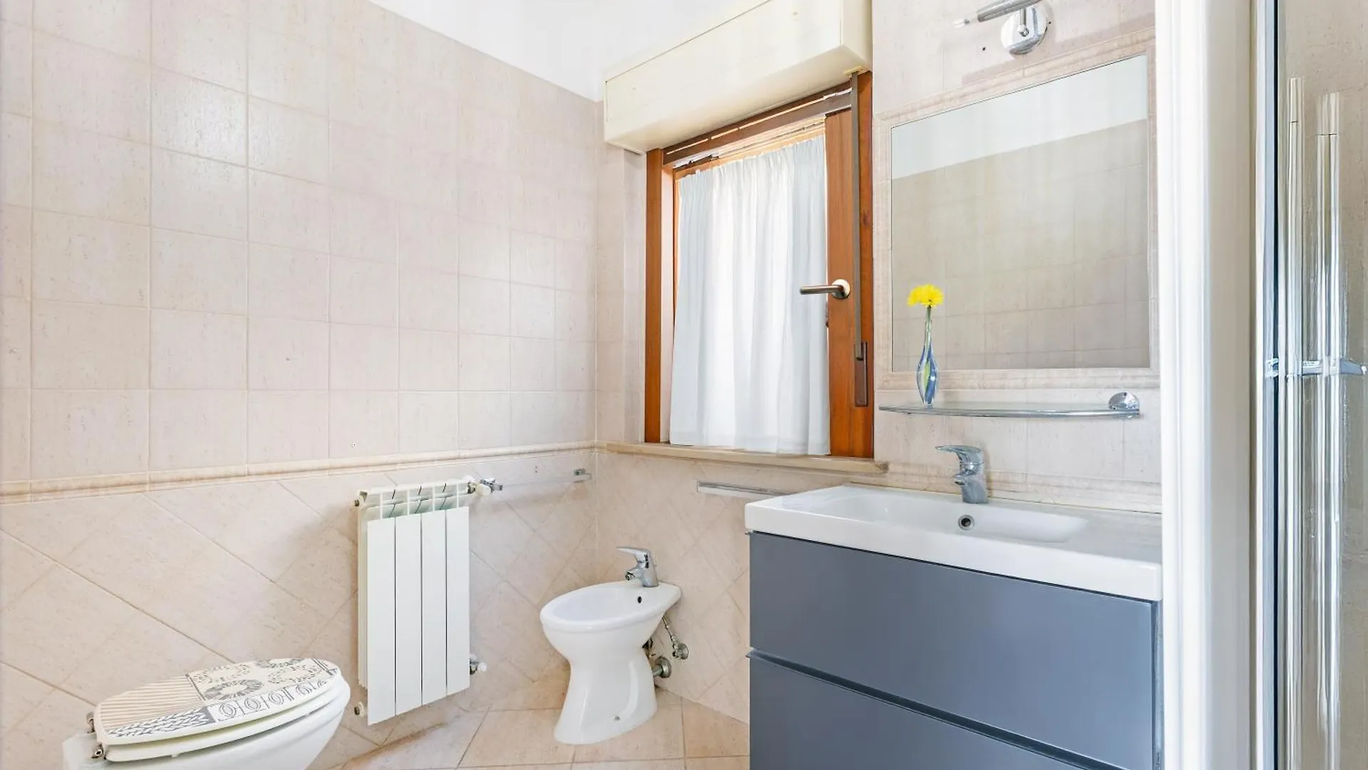 Leonardo Apartment Fiumicino