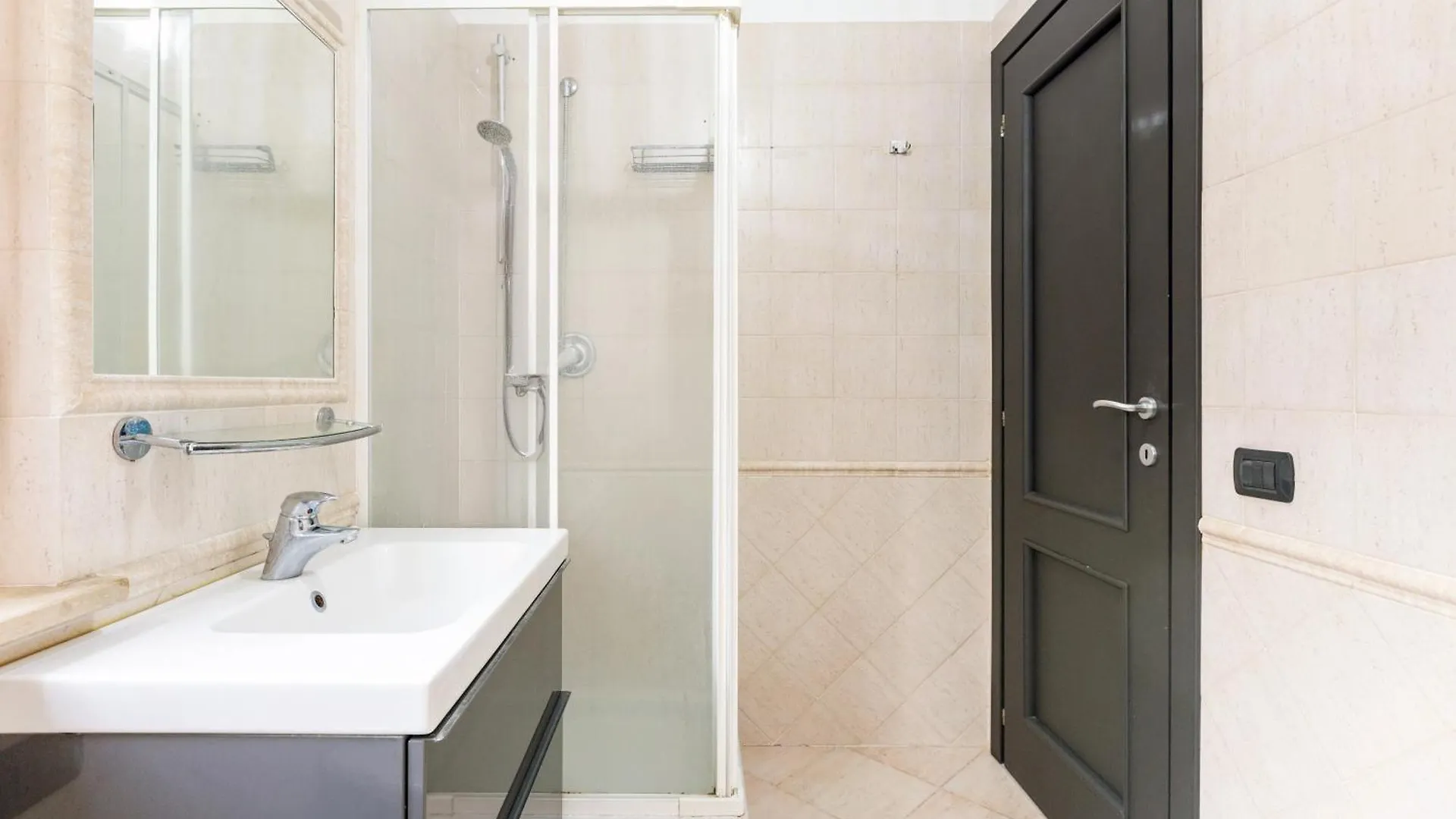Leonardo Apartment Fiumicino