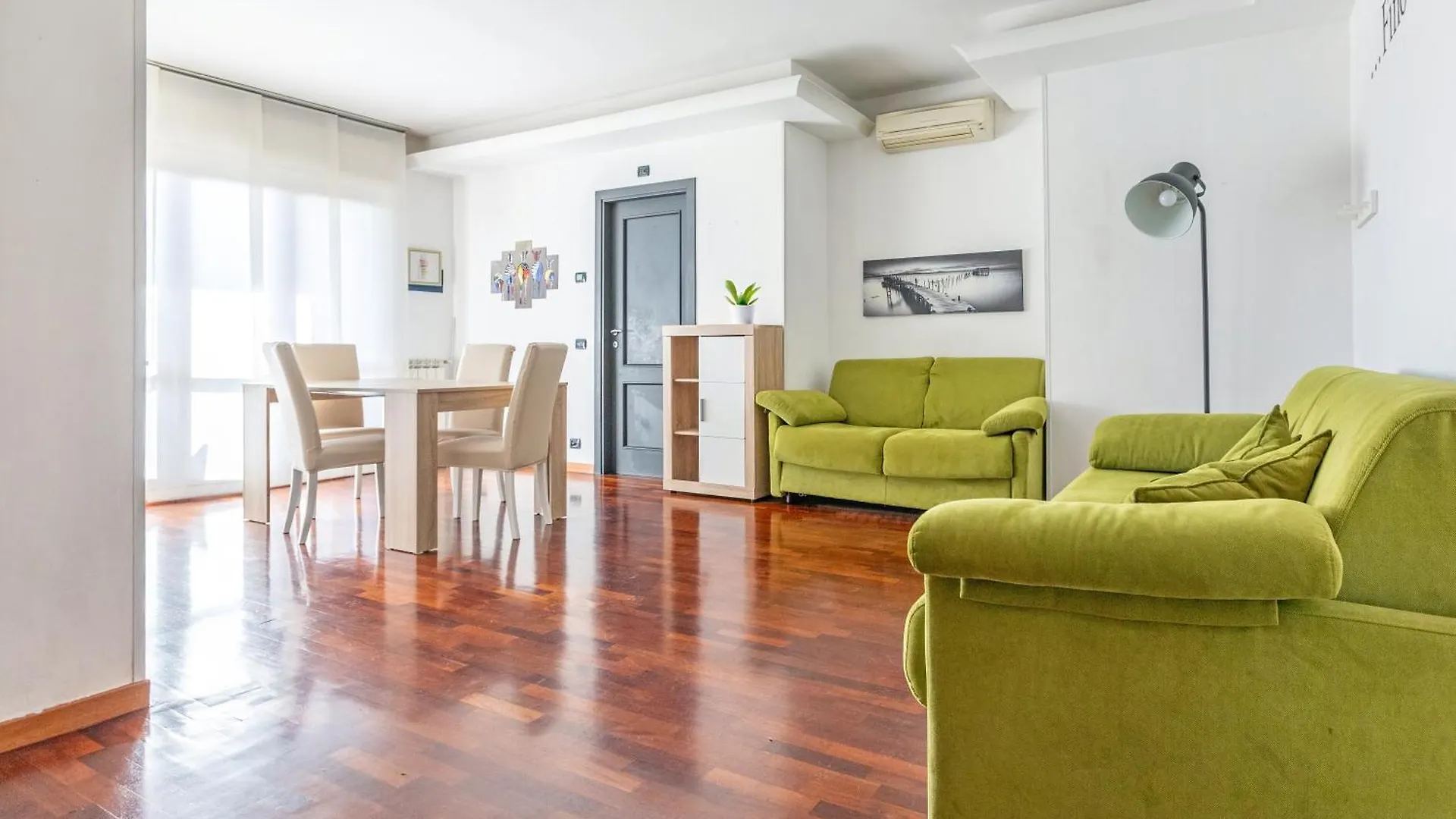 Leonardo Apartment Fiumicino Italy