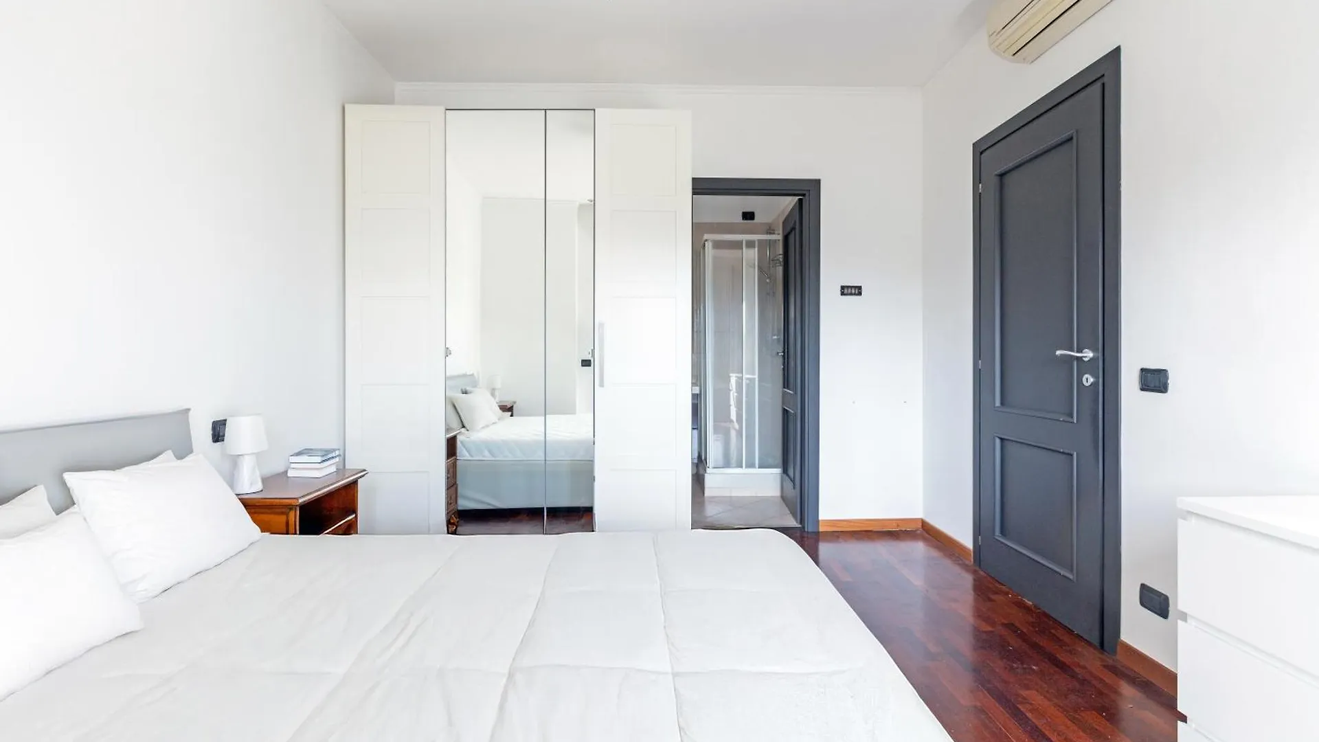 Leonardo Apartment Fiumicino Italy