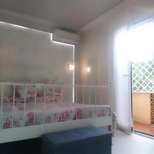 Rosilienza Private Spa, Patio Garden Free Trasfer To & From Airport Apartamento